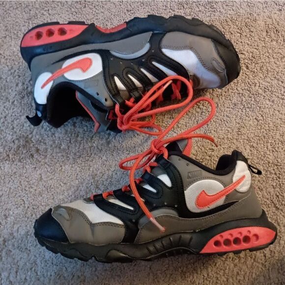 NIKE AIR TERRA HUMARA '18 ACG OLIVE GREY GREEN ORANGE BLACK WHITE AO1545-003 MEN - Picture 3 of 6